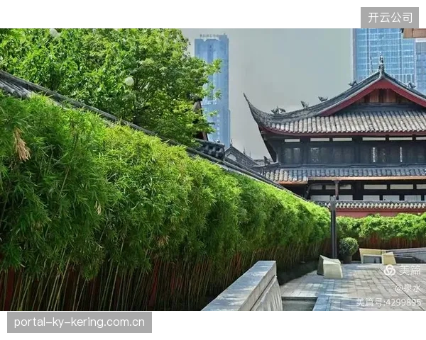 成都蓉城左右切换非常果断，展现独特魅力